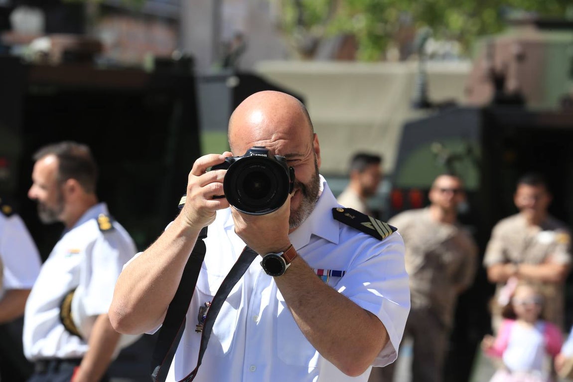 Fotos: Cádiz celebra el Día de las Fuerzas Armadas