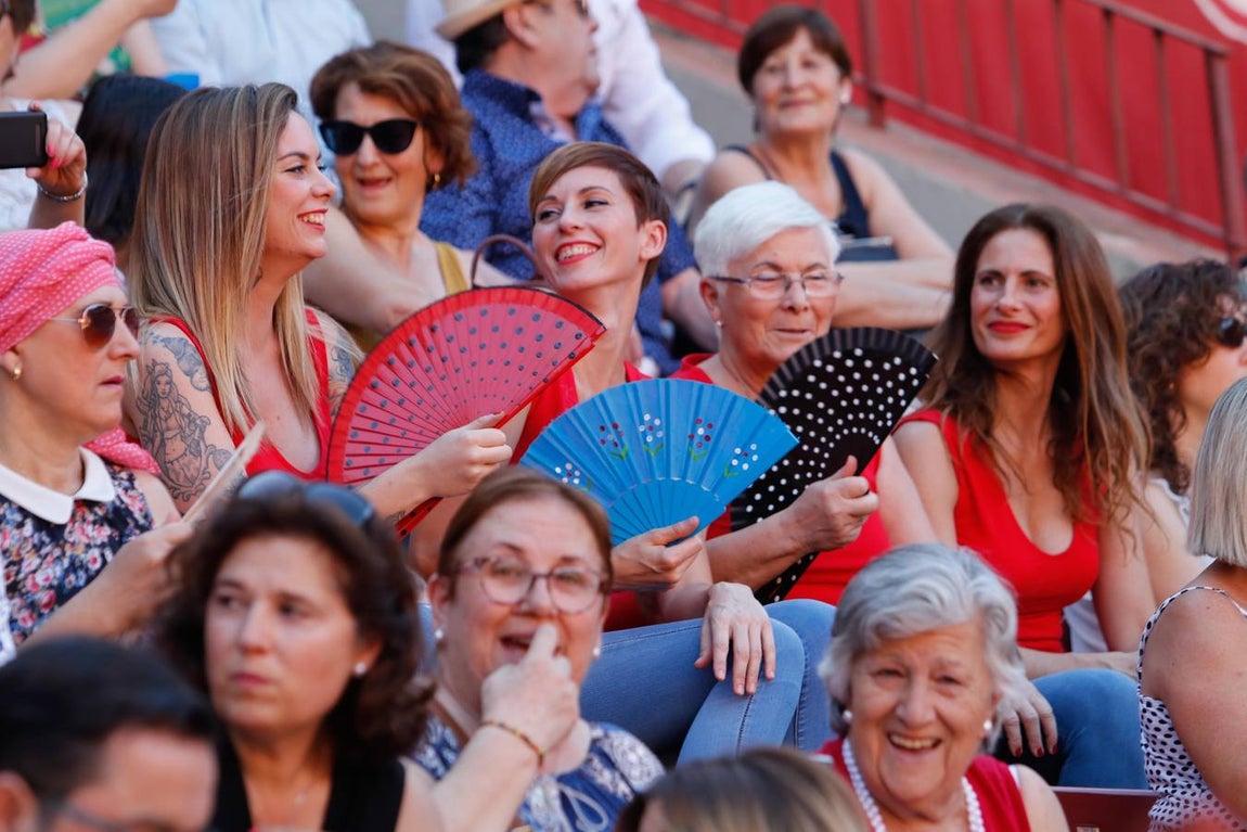 La becerrada de la mujer cordobesa en la Plaza de Toros de Los Califas, en imágenes