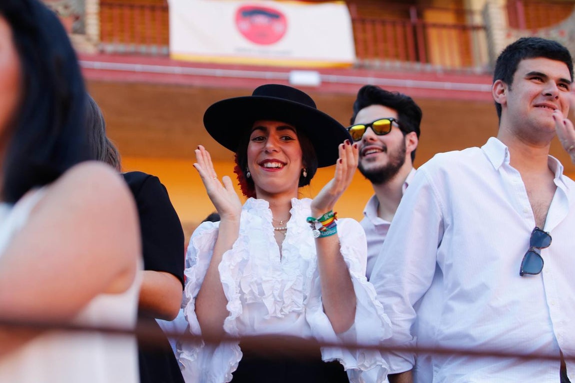 La becerrada de la mujer cordobesa en la Plaza de Toros de Los Califas, en imágenes