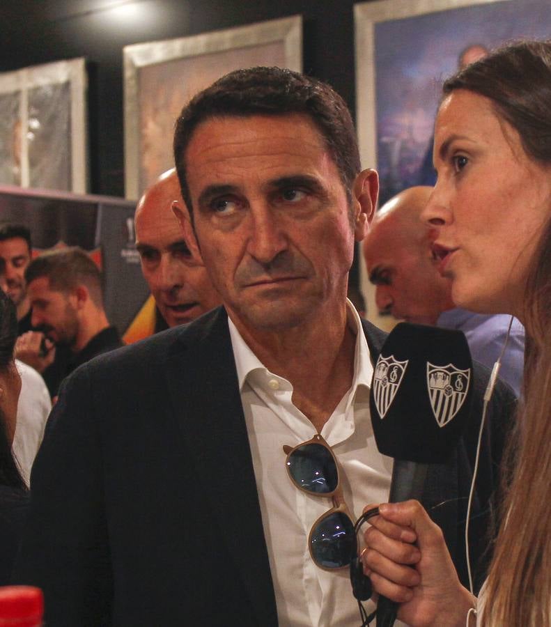 La capilla ardiente de José Antonio Reyes en el Sánchez-Pizjuán, en imágenes