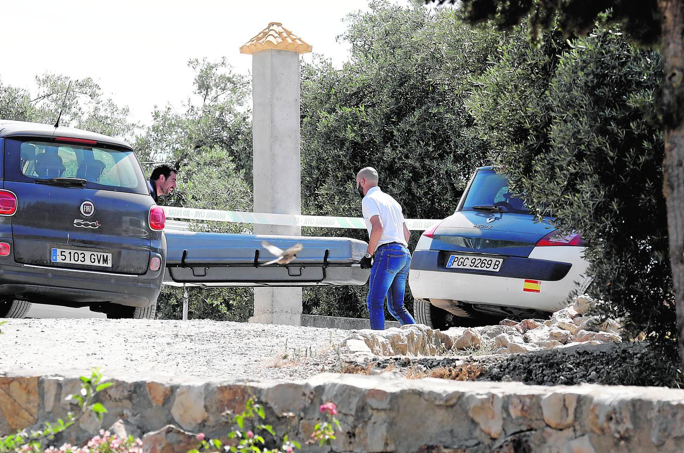 En imágenes, el trágico suceso de Iznájar con la muerte de dos personas