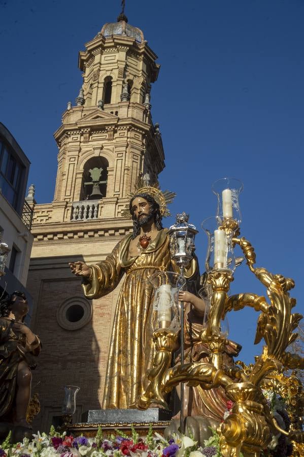 Galería de la salida del Sagrado Corazón y la Pastora de Capuchinos