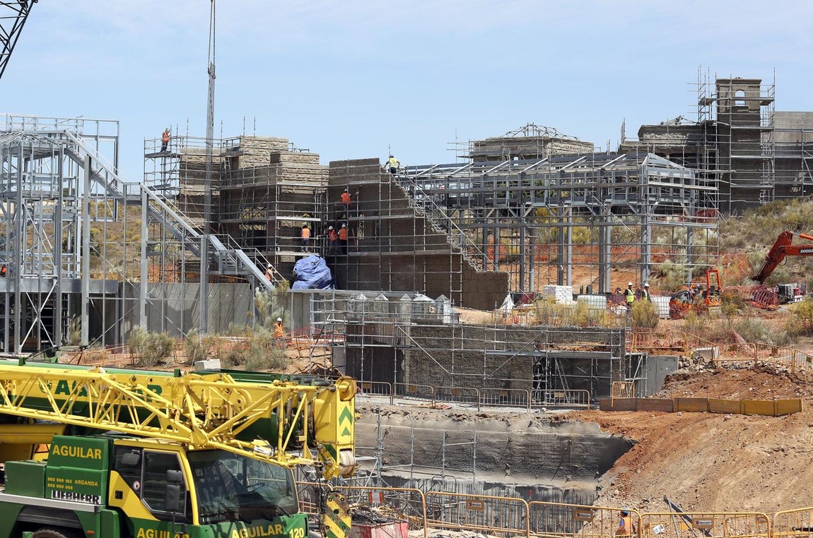 Las primeras imágenes de las obras de Puy du Fou