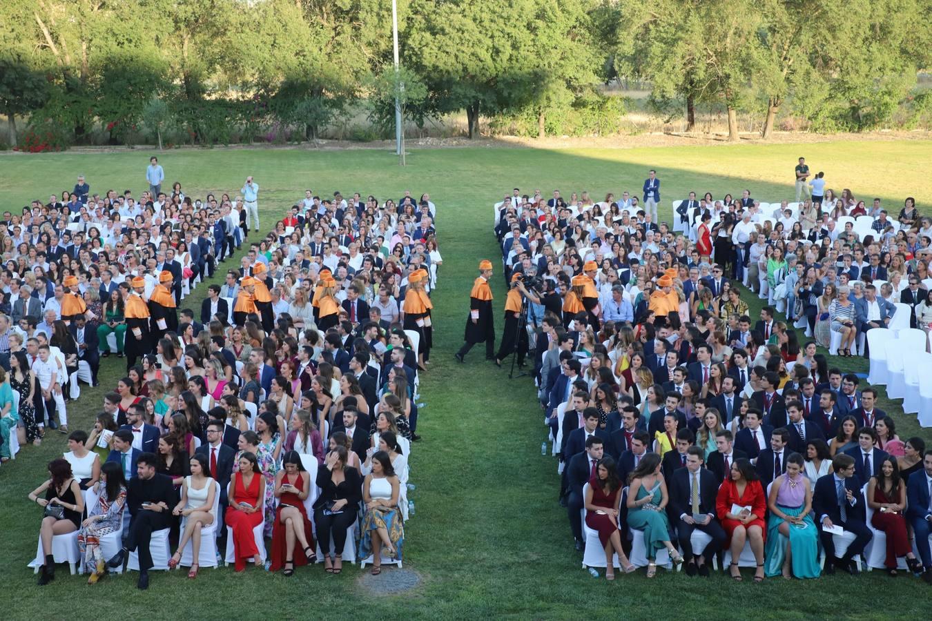 Acto de graduación de la Universidad Loyola en Córdoba, en imágenes