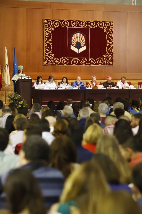 Acto de graduación en Sagrado Corazón de Magisterio de Córdoba, en imágenes