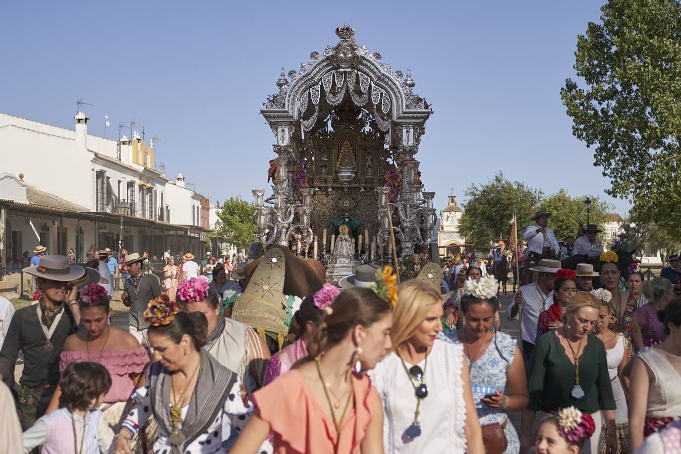 Las primeras presentaciones de las hermandades en el Rocío