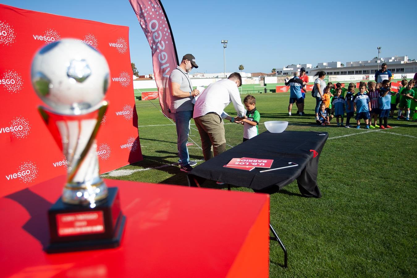 La Copa Viesgo de fútbol base echa a rodar