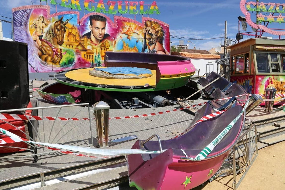 En imágenes, así ha quedado la atracción accidentada de la feria de San José de la Rinconada