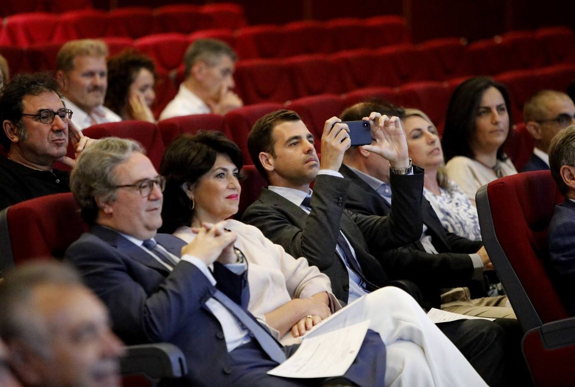 El cierre del curso de la Cátedra Prasa Empresa Familiar en Córdoba, en imágenes