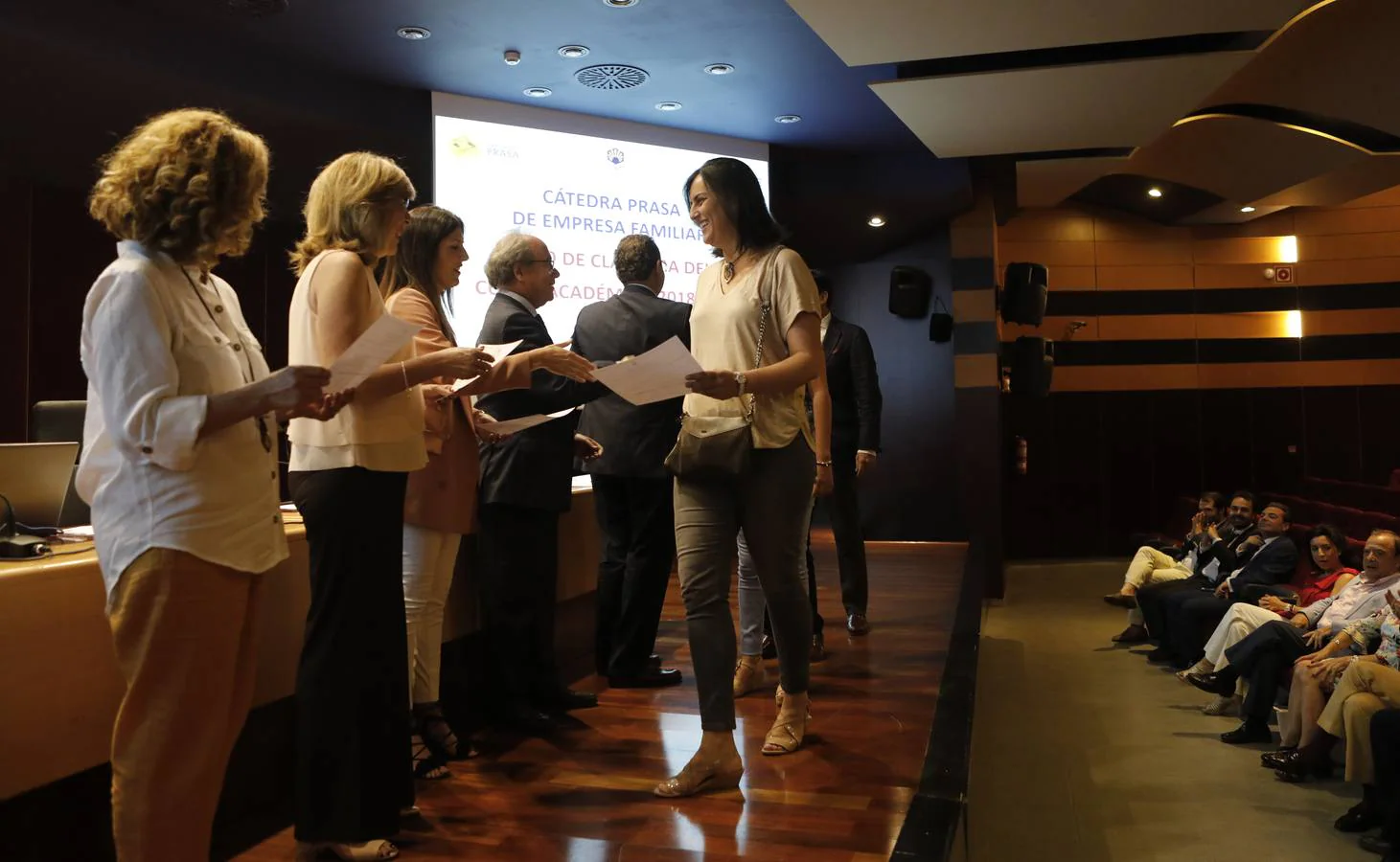 El cierre del curso de la Cátedra Prasa Empresa Familiar en Córdoba, en imágenes