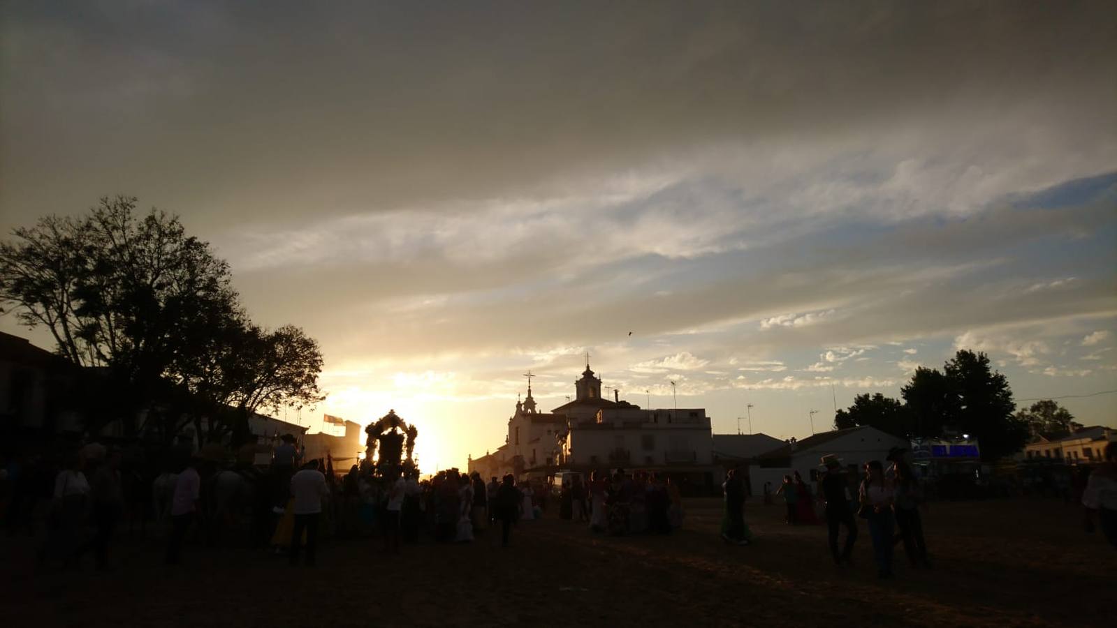 #MiRocíoenABC (II): el ambiente en la aldea a través de las fotos de nuestros lectores