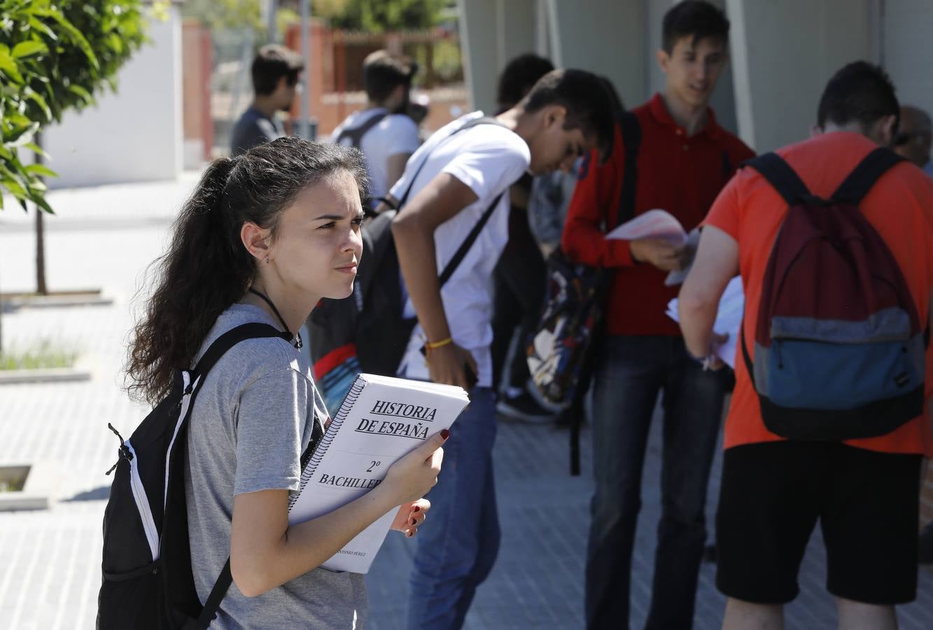 Primera jornada de Selectividad en Córdoba, en imágenes