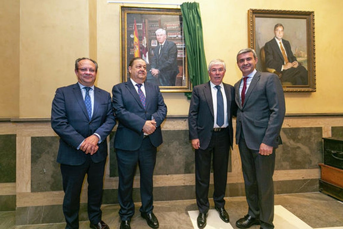 Tofiño y Gutiérrez con Juan Alfonso Ruiz Molina y Jesús Fernández Vaquero. 