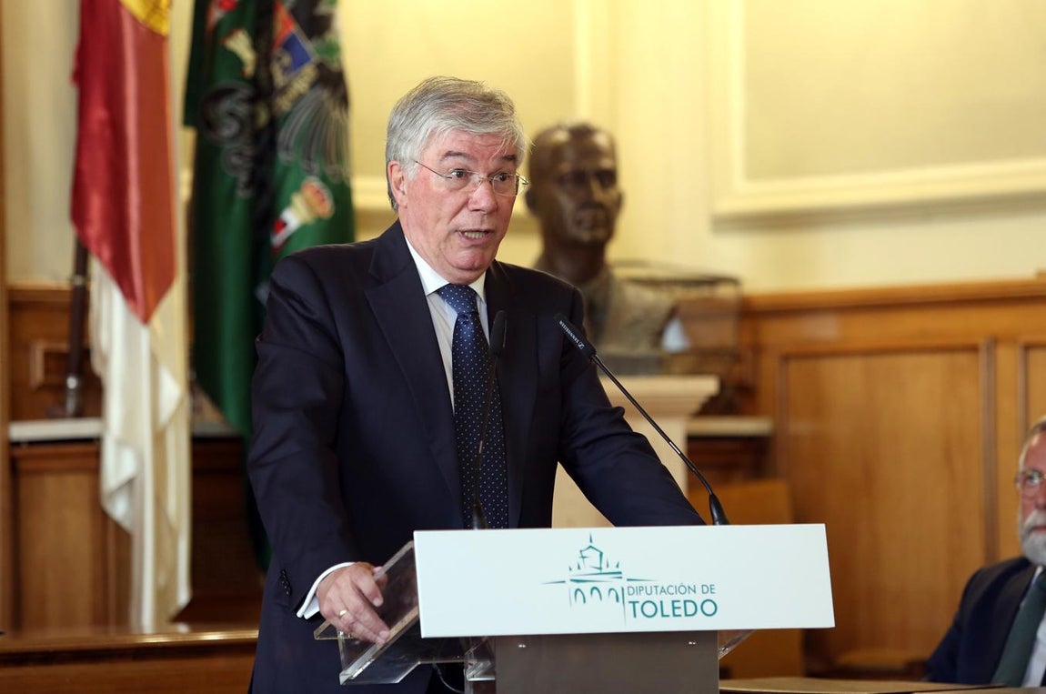 La entrega de la Medalla de Oro a Tofiño, en imágenes