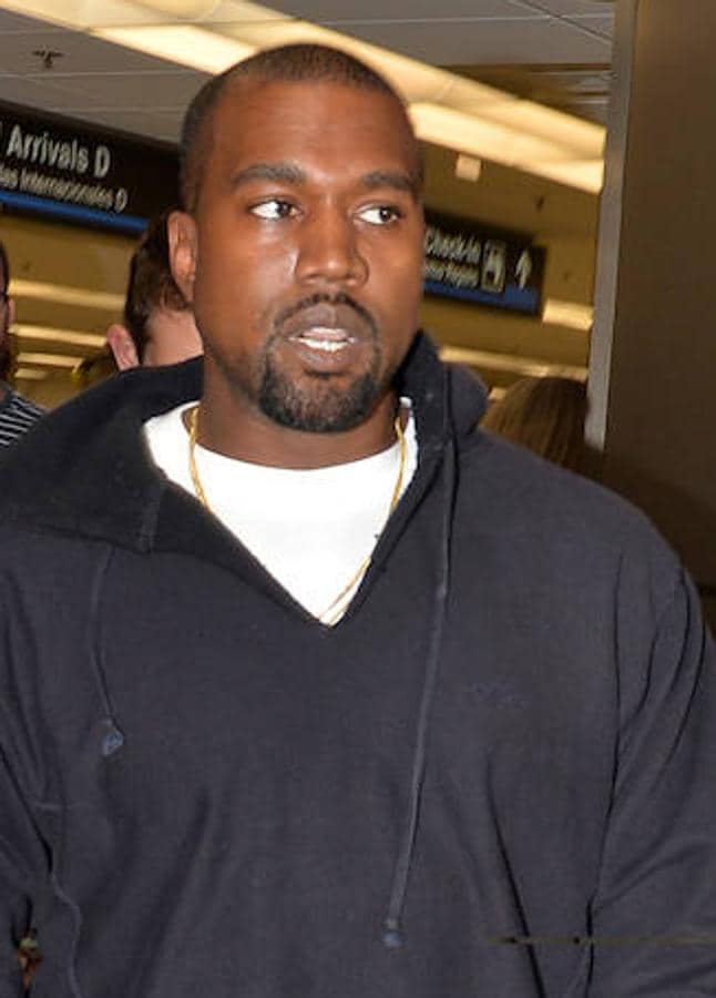 Kanye West: Asistente de ventas en «Gap». 