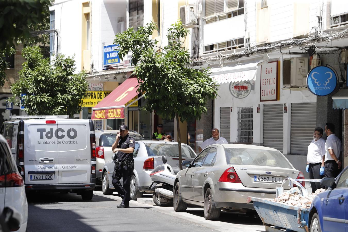 La muerte de una pareja en Córdoba por posible violencia de género, en imágenes