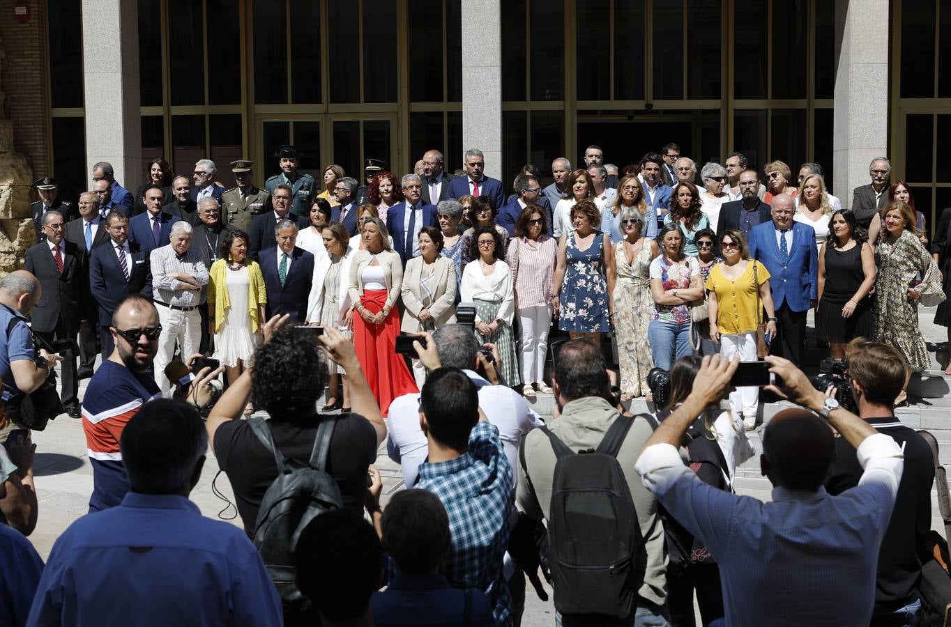 El ambiente del Pleno de investidura del Ayuntamiento de Córdoba, en imágenes