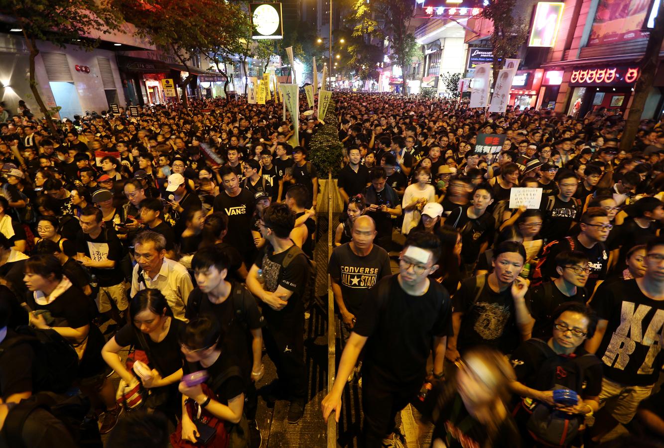 Sin parar. Más manifestantes que asistieron a la manifestación (REUTERS)