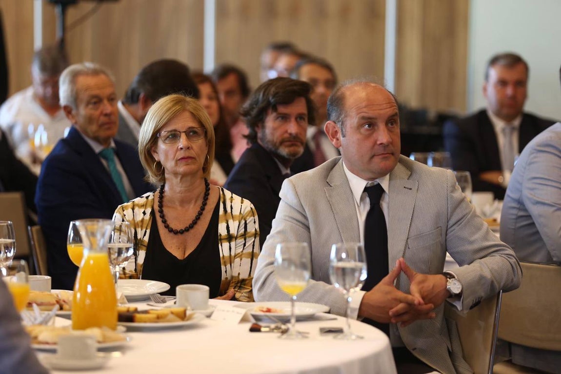 Ambiente en &#039;La Mirada económica&#039; de La Voz de Cádiz y ABC
