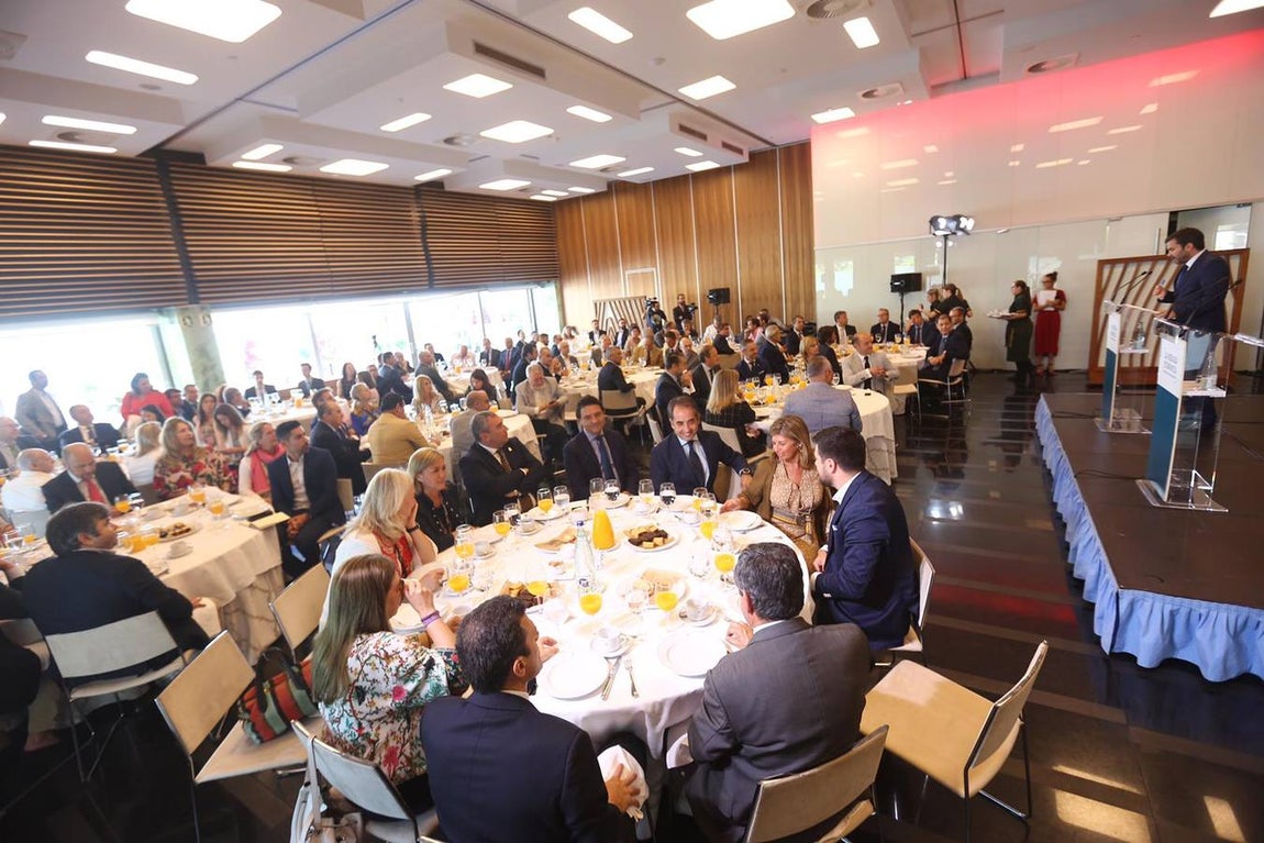 Ambiente en &#039;La Mirada económica&#039; de La Voz de Cádiz y ABC