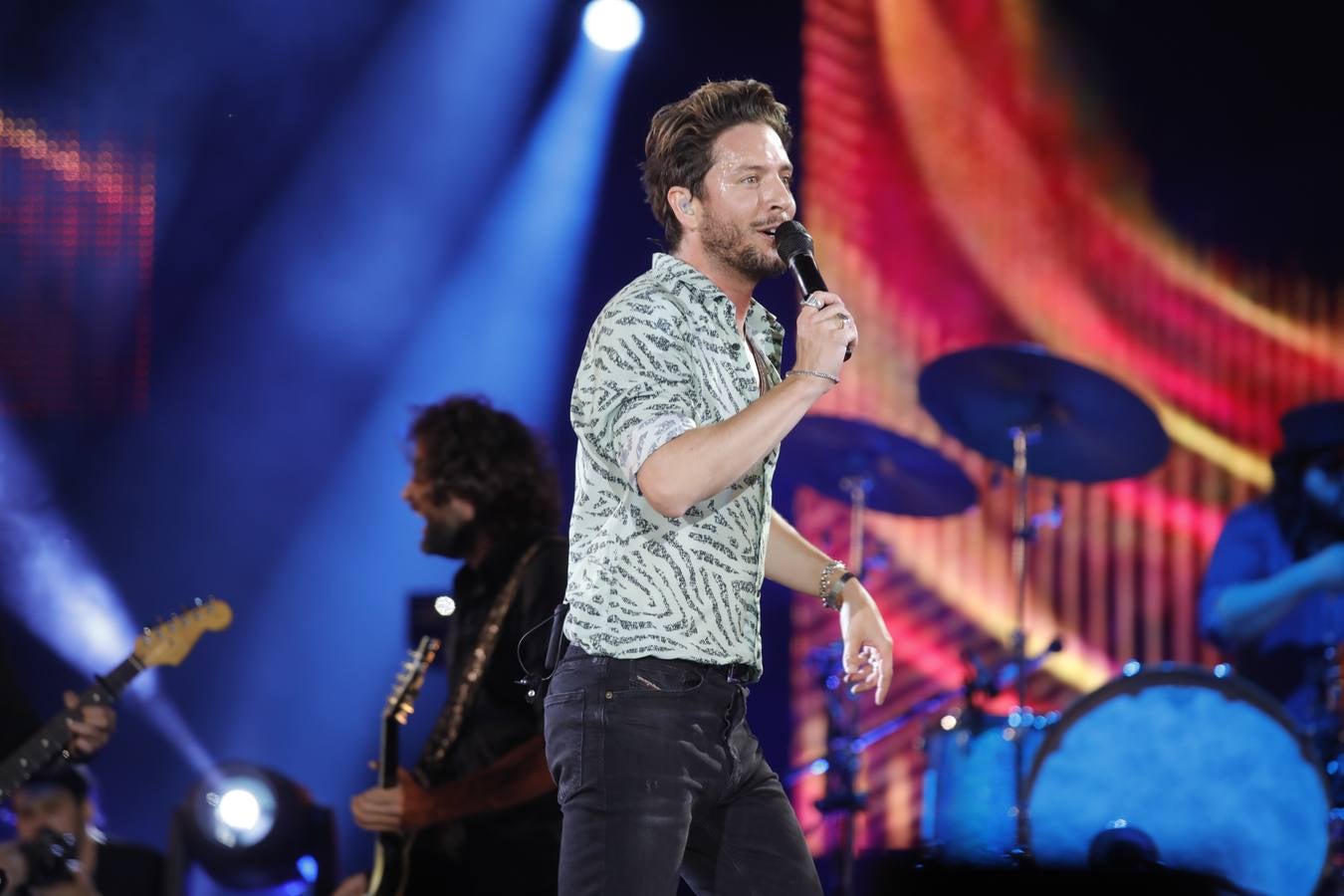 En imágenes, el concierto de Manuel Carrasco en el estadio Benito Villamarín de Sevilla