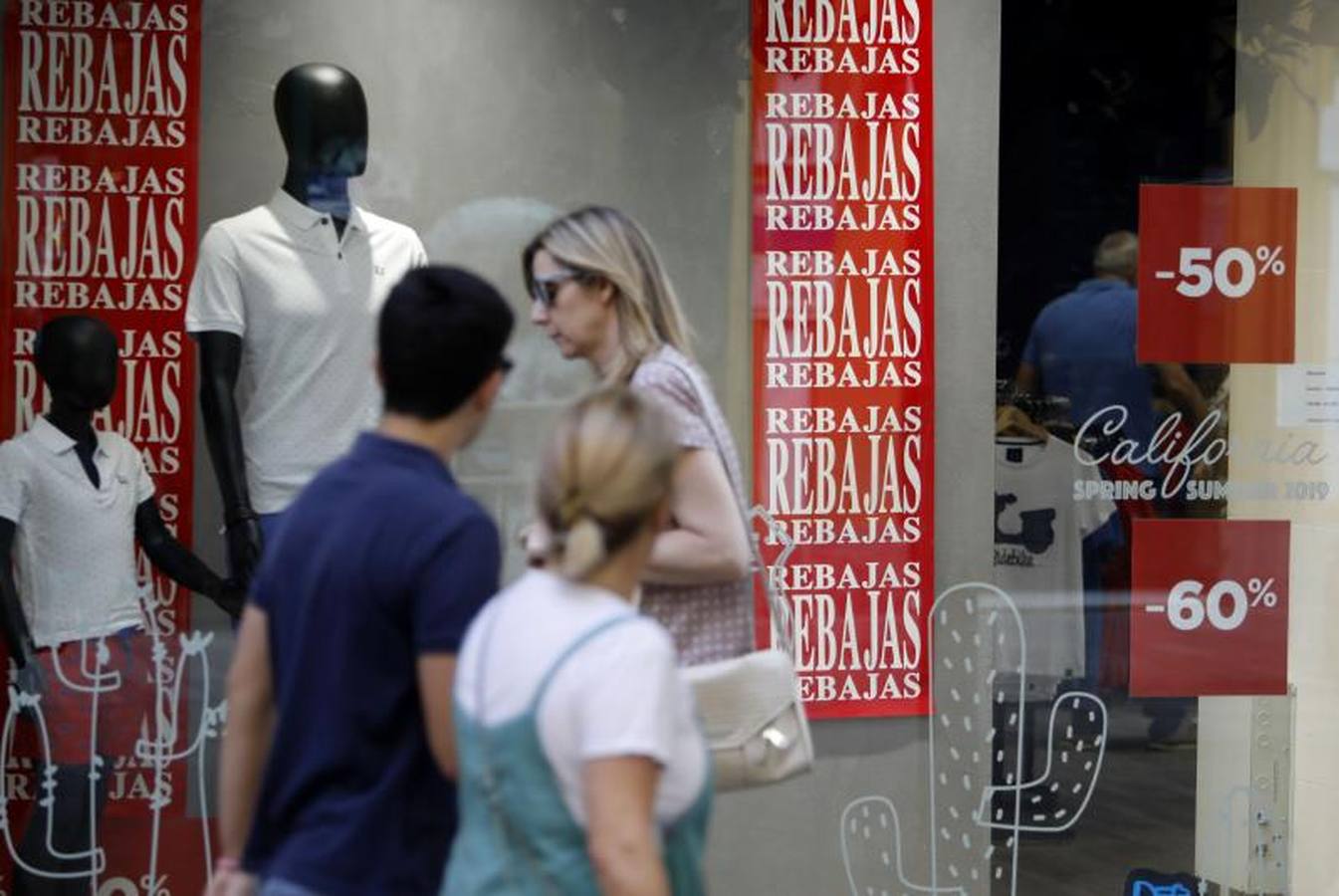 Los descuentos se adelantan en Córdoba a las rebajas de verano