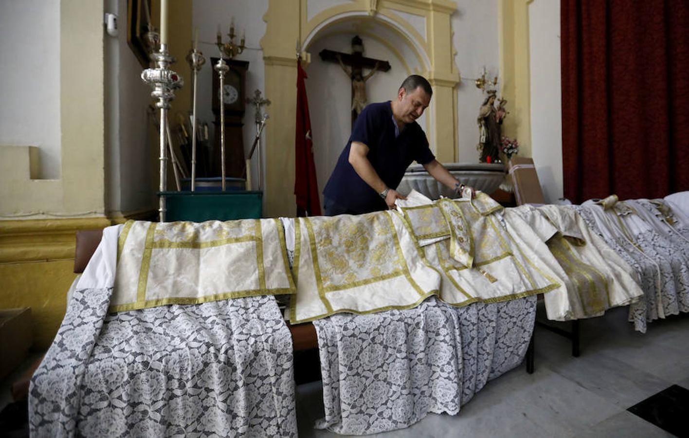 En imágenes, los preparativos de la procesión por el Año Jubilar del Sagrado Corazón