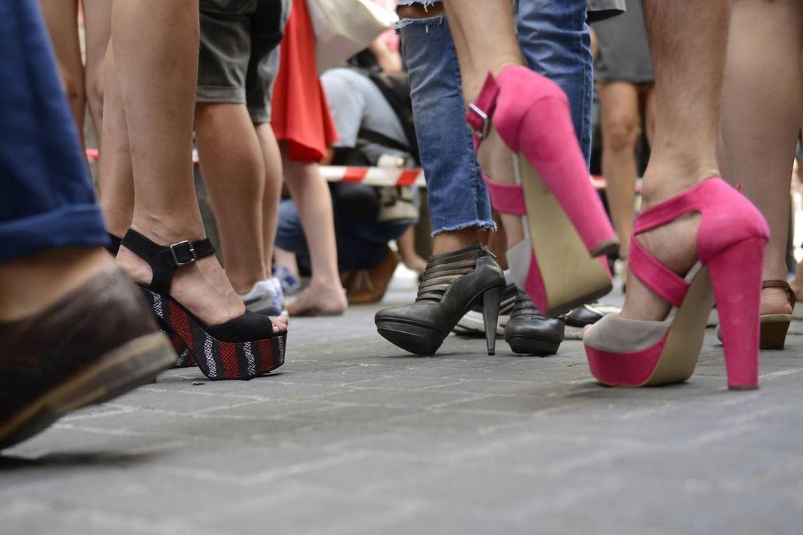 La carrera de tacones en el Orgullo Gay de Madrid, en imágenes