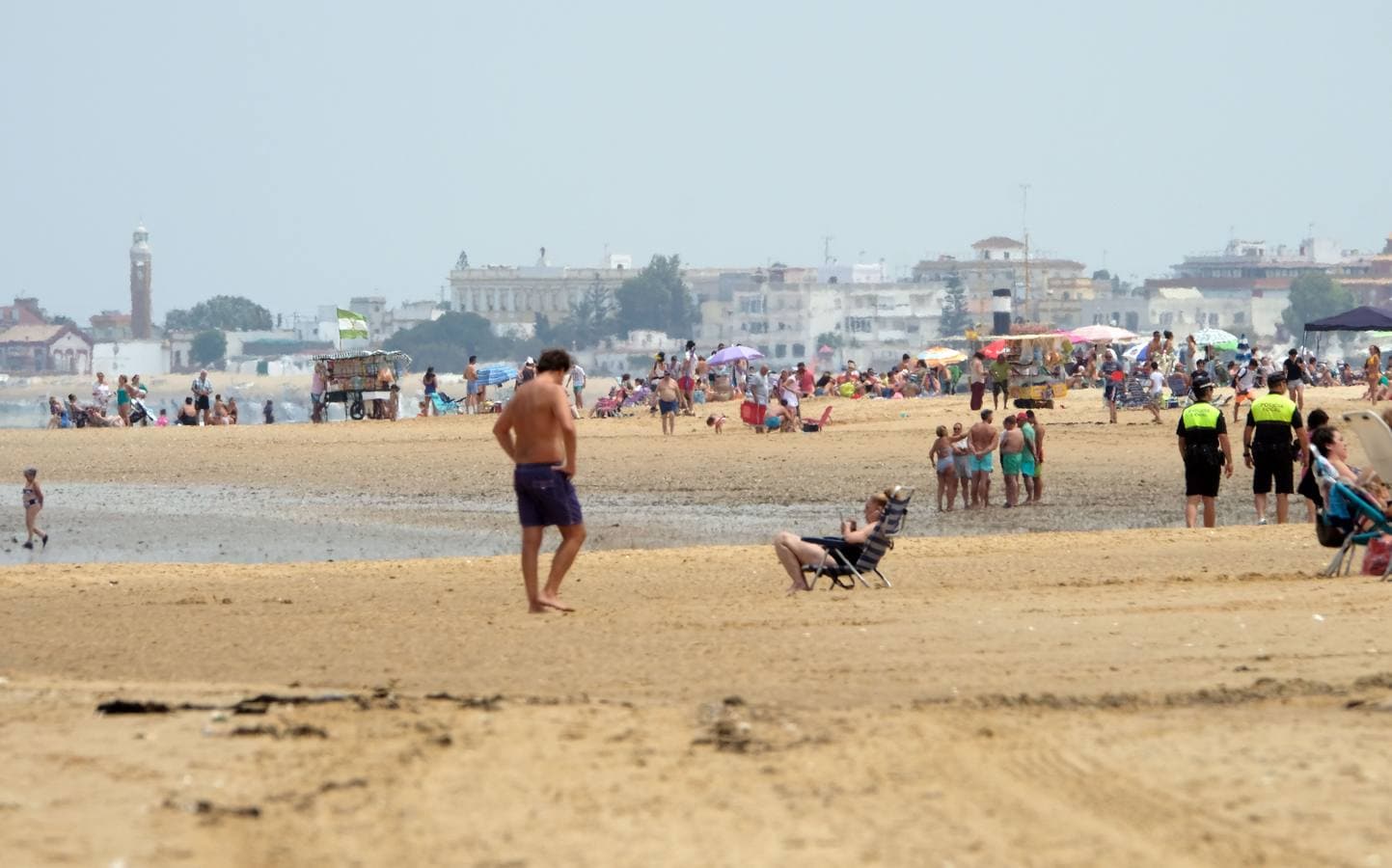Español Centralizar Insignia Playa de Las Piletas, vistas al mar y al Coto de Doñana