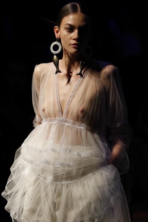 El desfile de Juan Vidal en la MBFW, en imágenes