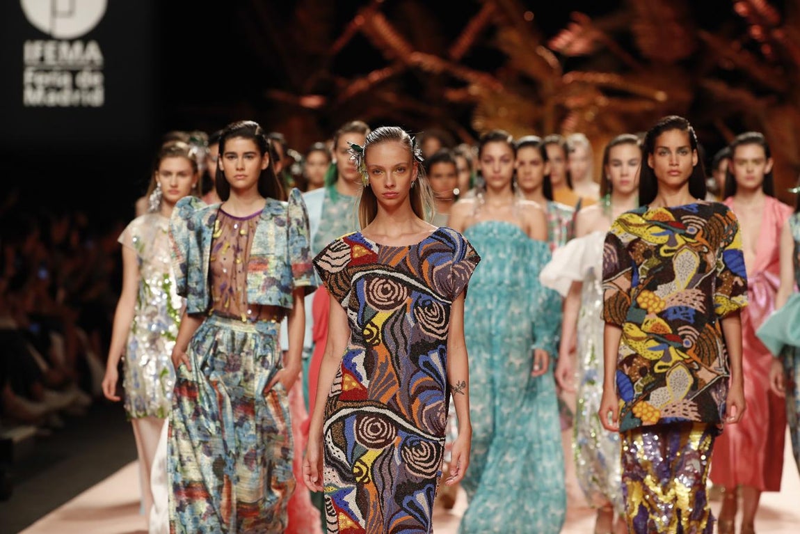 El desfile de Juan Duyos en la MBFW, en imágenes