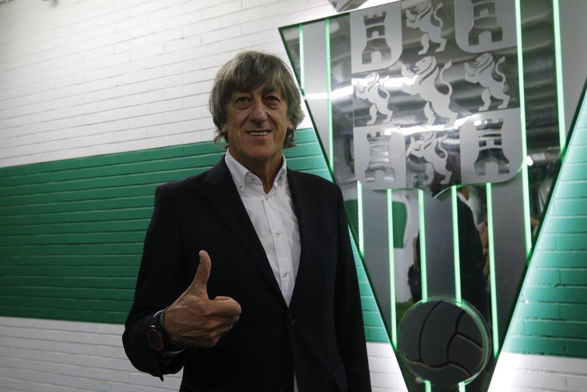 El día uno de Enrique Martín, en imágenes