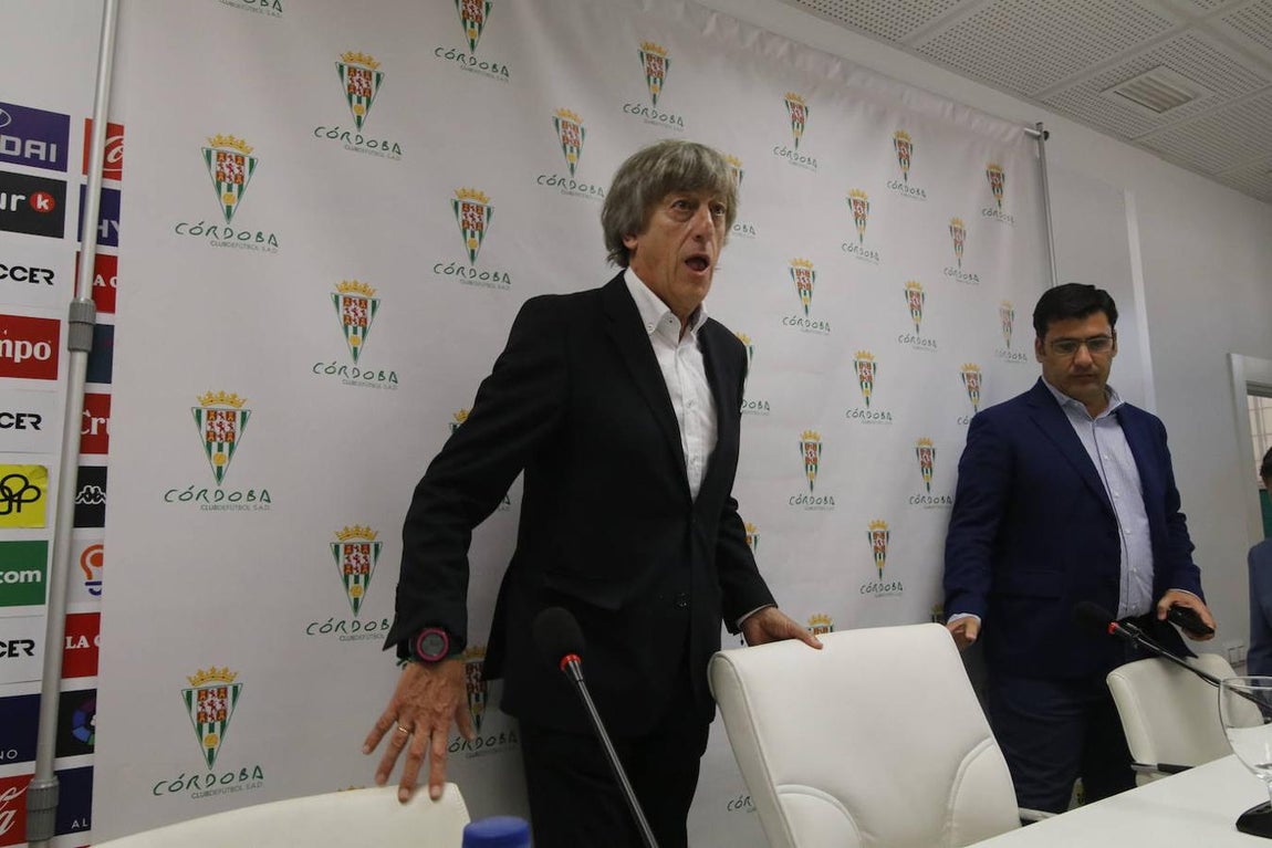 El día uno de Enrique Martín, en imágenes