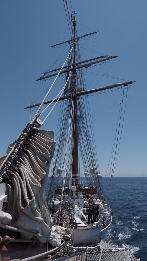 Fotos: Se acerca el fin del crucero de instrucción para la dotación de Elcano