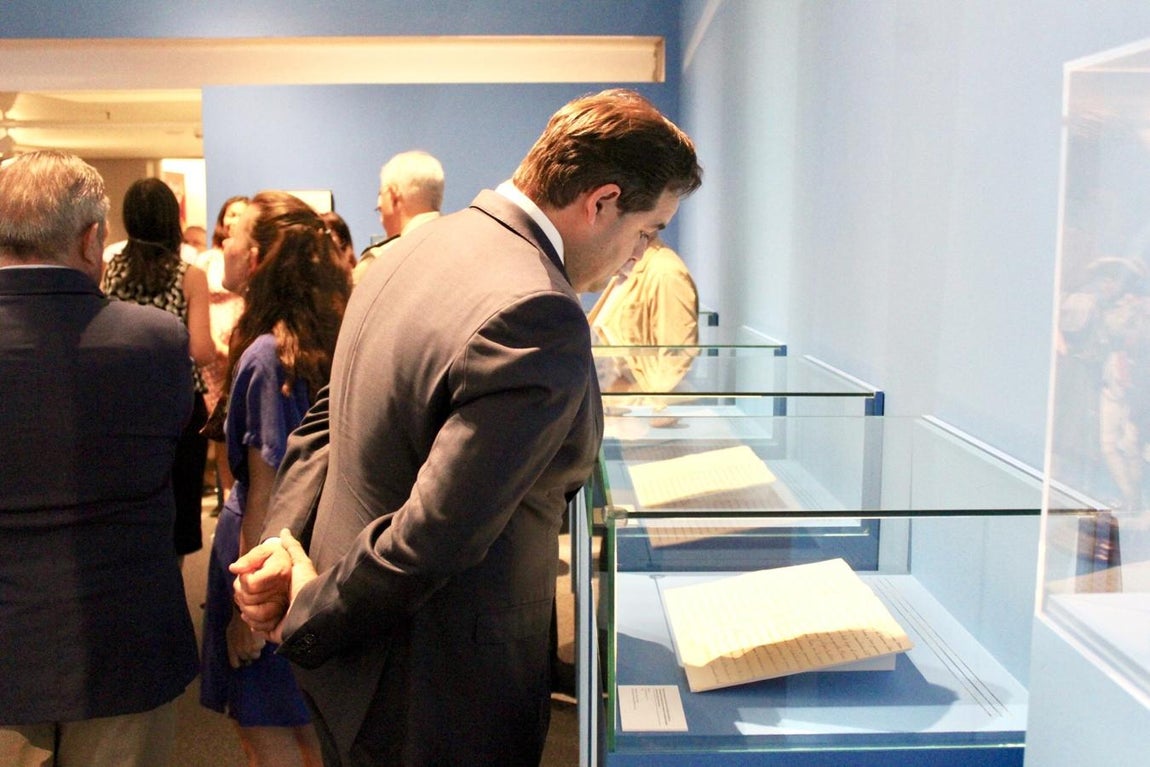 El presidente del PP, Paco Núñez, asistió a la inauguración. 