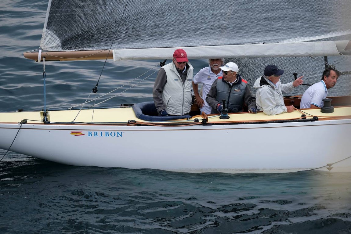 FOTOS: El Juan Sebastián de Elcano arriba en Marín en el 91 crucero de instrucción