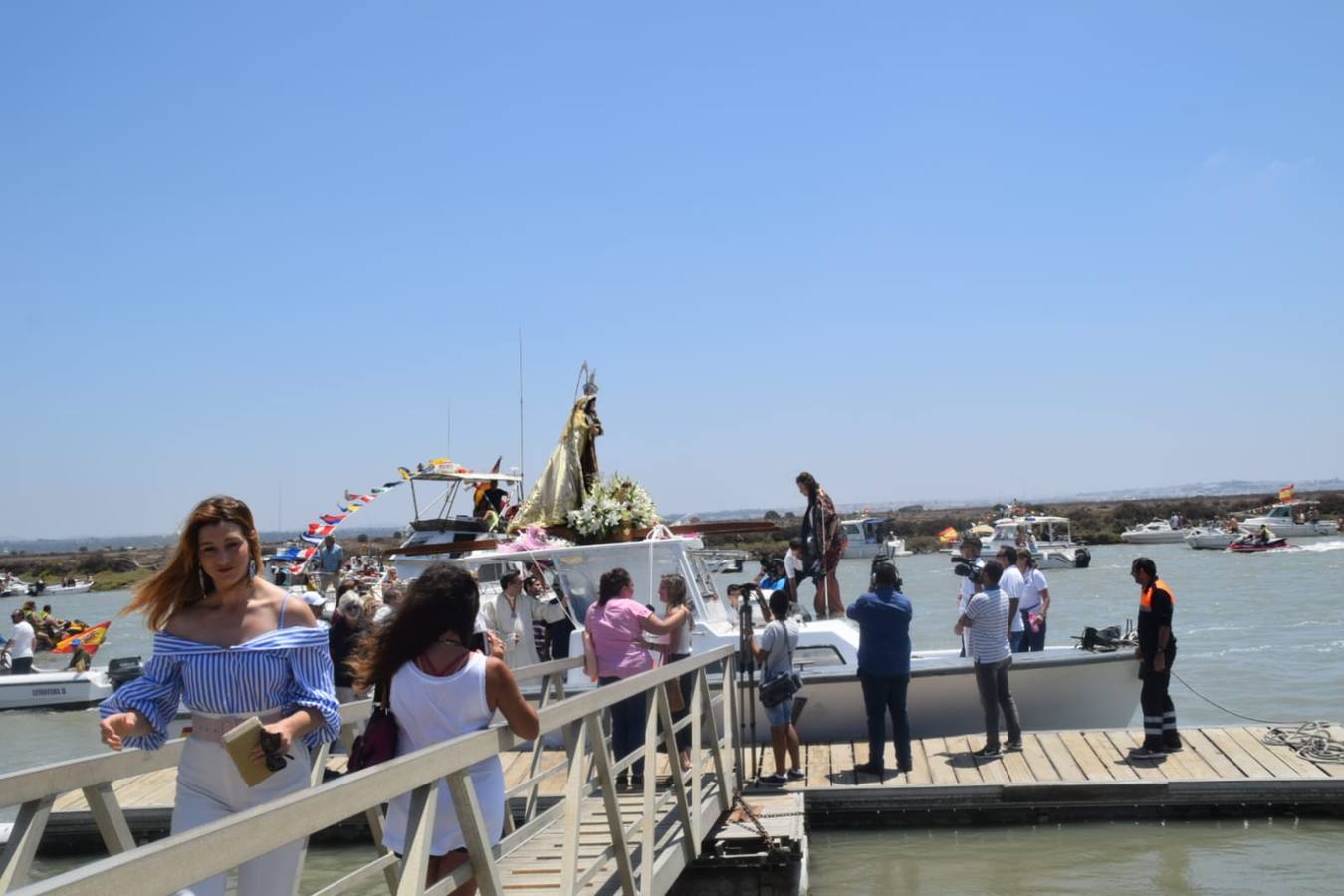 Procesión de la Virgen del Carmen por San Fernando