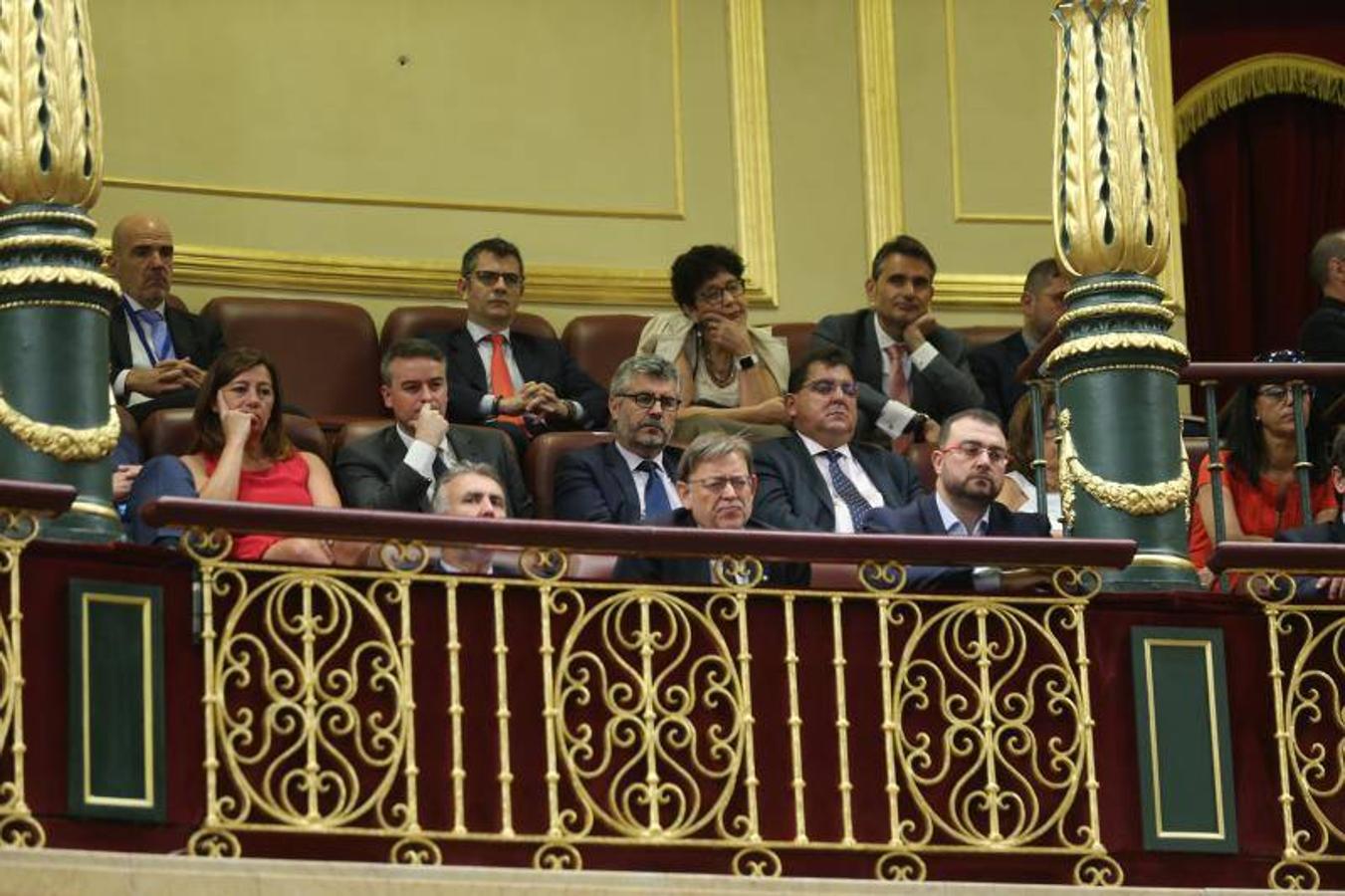 Algunos presidentes autonómicos, como los de C. Valenciana, Asturias y Baleares, en la tribuna de invitados. 