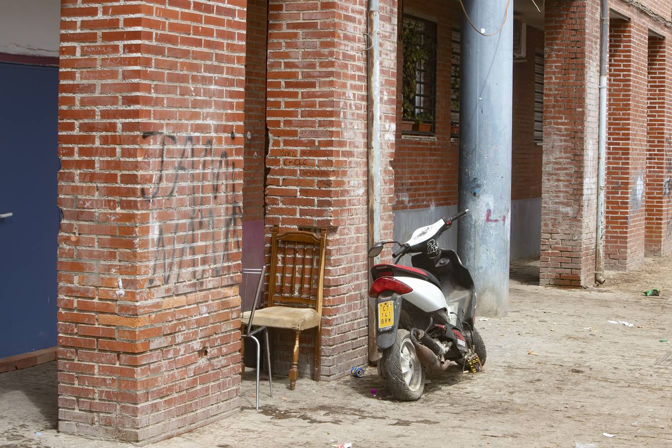 Un día en el barrio cordobés de Las Moreras, en imágenes