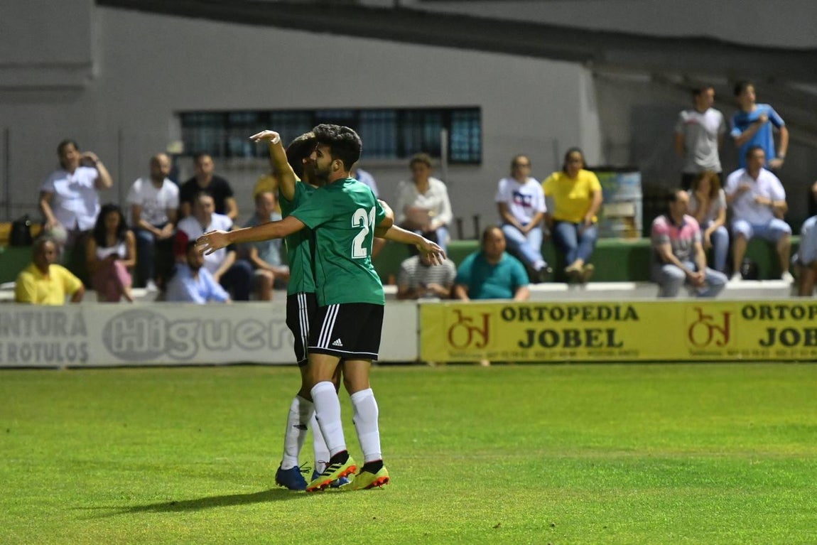 El CD Pozoblanco-Córdoba CF, en imágenes