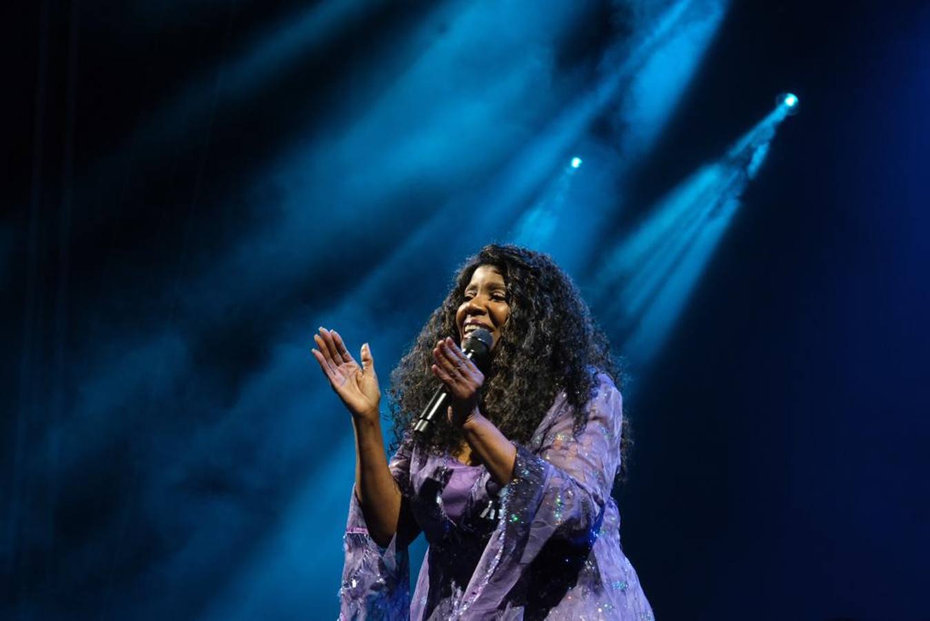 FOTOS: Gloria Gaynor, la reina de la música disco brilla en Chiclana