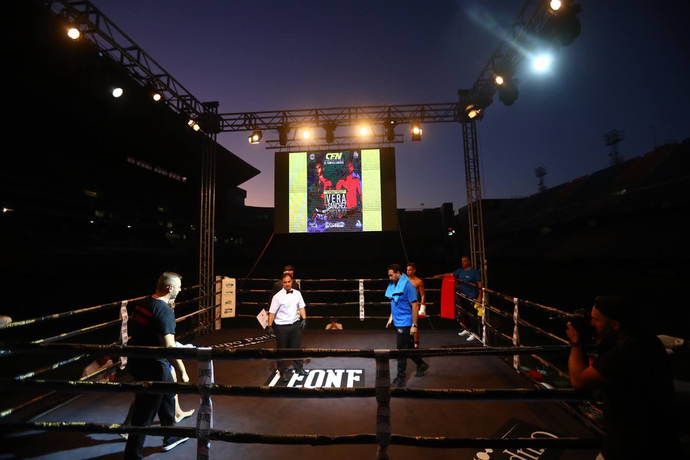 FOTOS: Noche de Muay Thai en Carranza. Así es Cádiz Fight Night