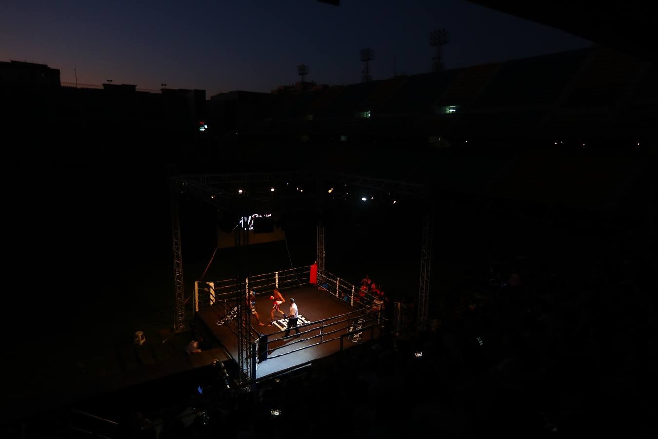 FOTOS: Noche de Muay Thai en Carranza. Así es Cádiz Fight Night