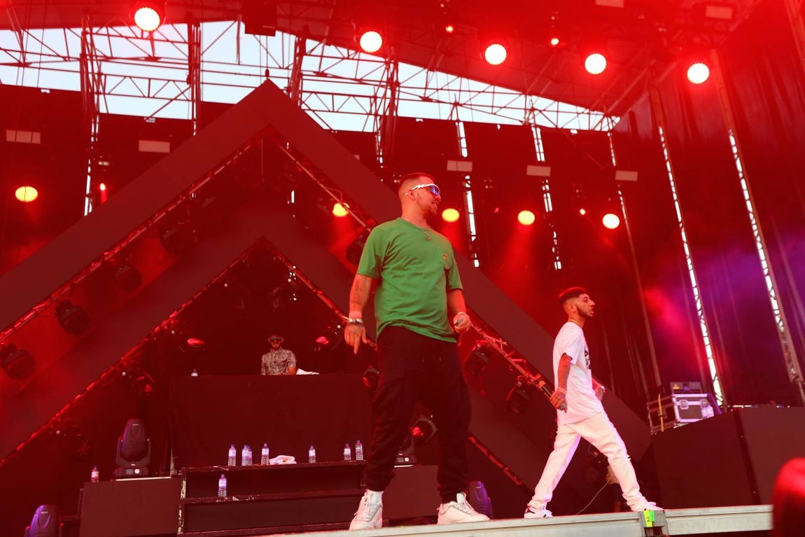 FOTOS: La primera noche de Puro Latino incendia El Puerto