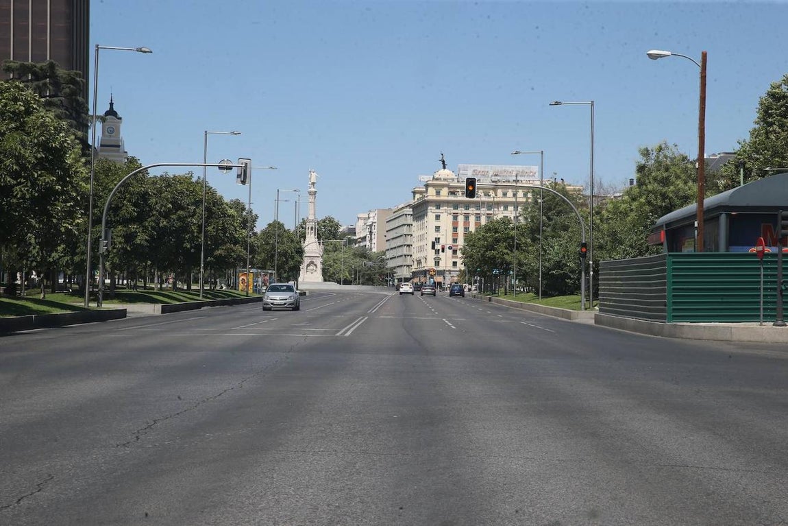 Madrid, vacío en agosto y sin coches en las avenidas