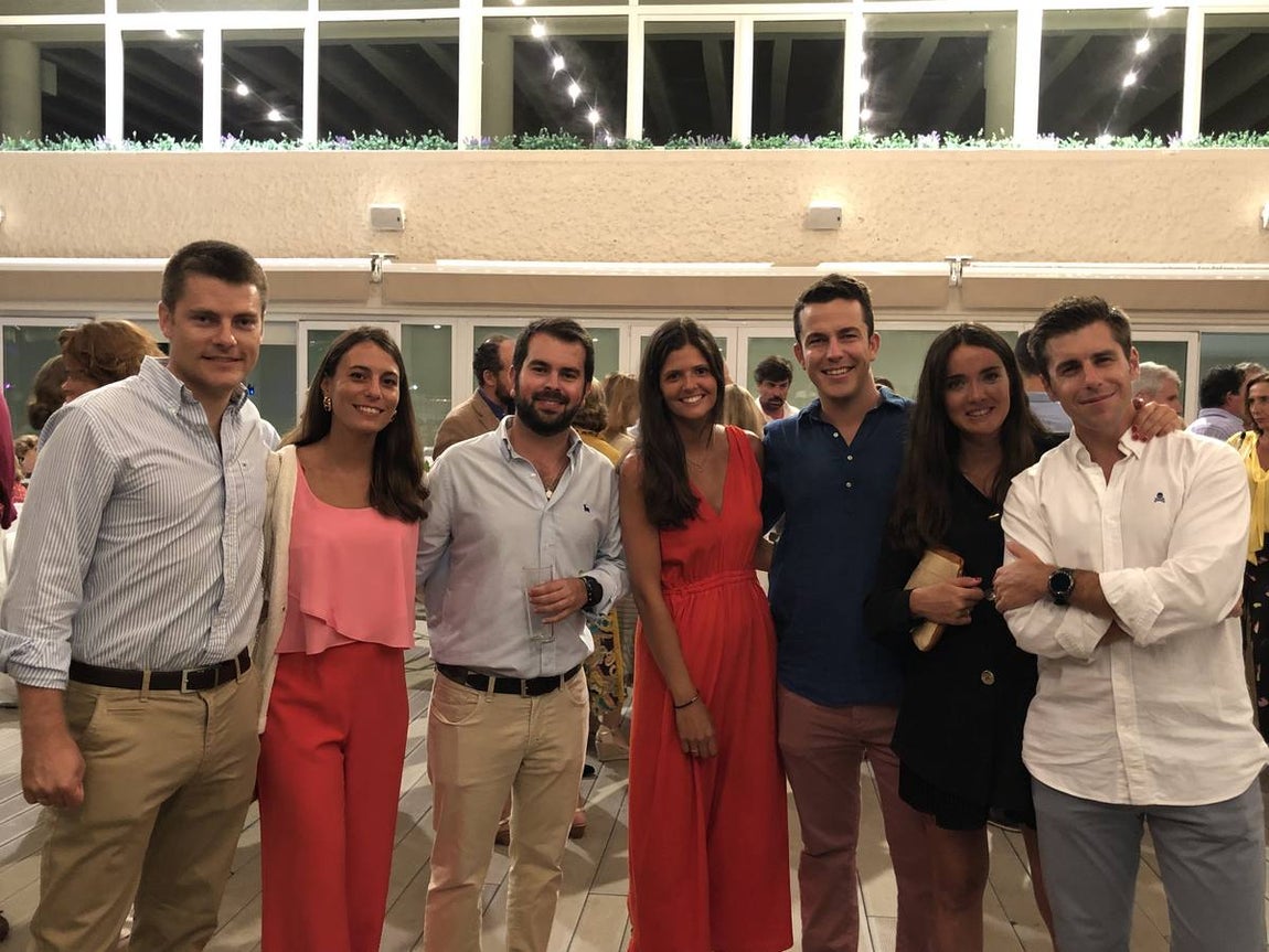 Eric Hellman, Iría Sánchez-Ferragut, Pablo Lewicki Basanta, Bea Gibert Guitart, Álvaro, Romero Arrechea, Adela Gamboa Casado y José Bernal Sánchez.