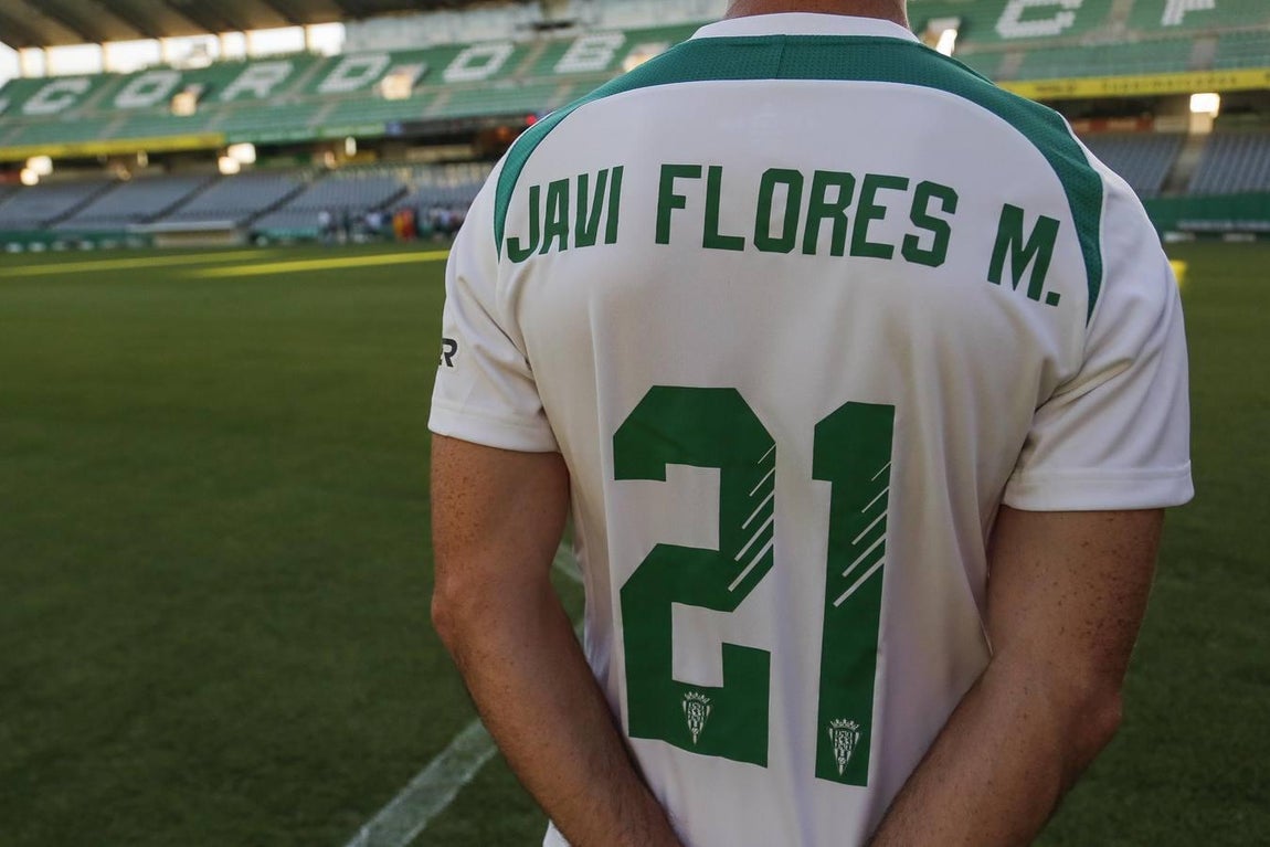 Así es la nueva equipación del Córdoba CF, en imágenes