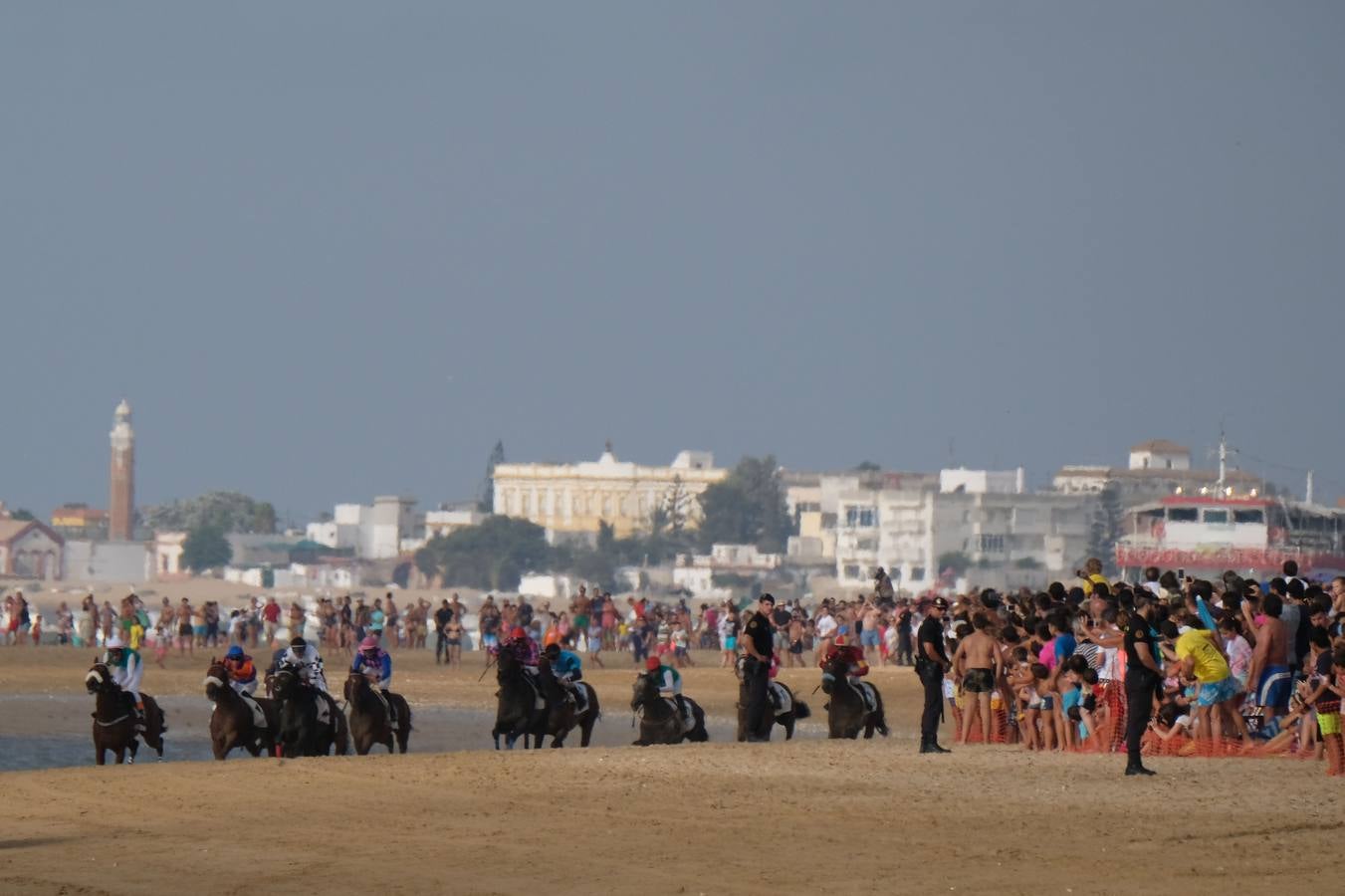 Las carreras de caballos de Sanlúcar, en imágenes