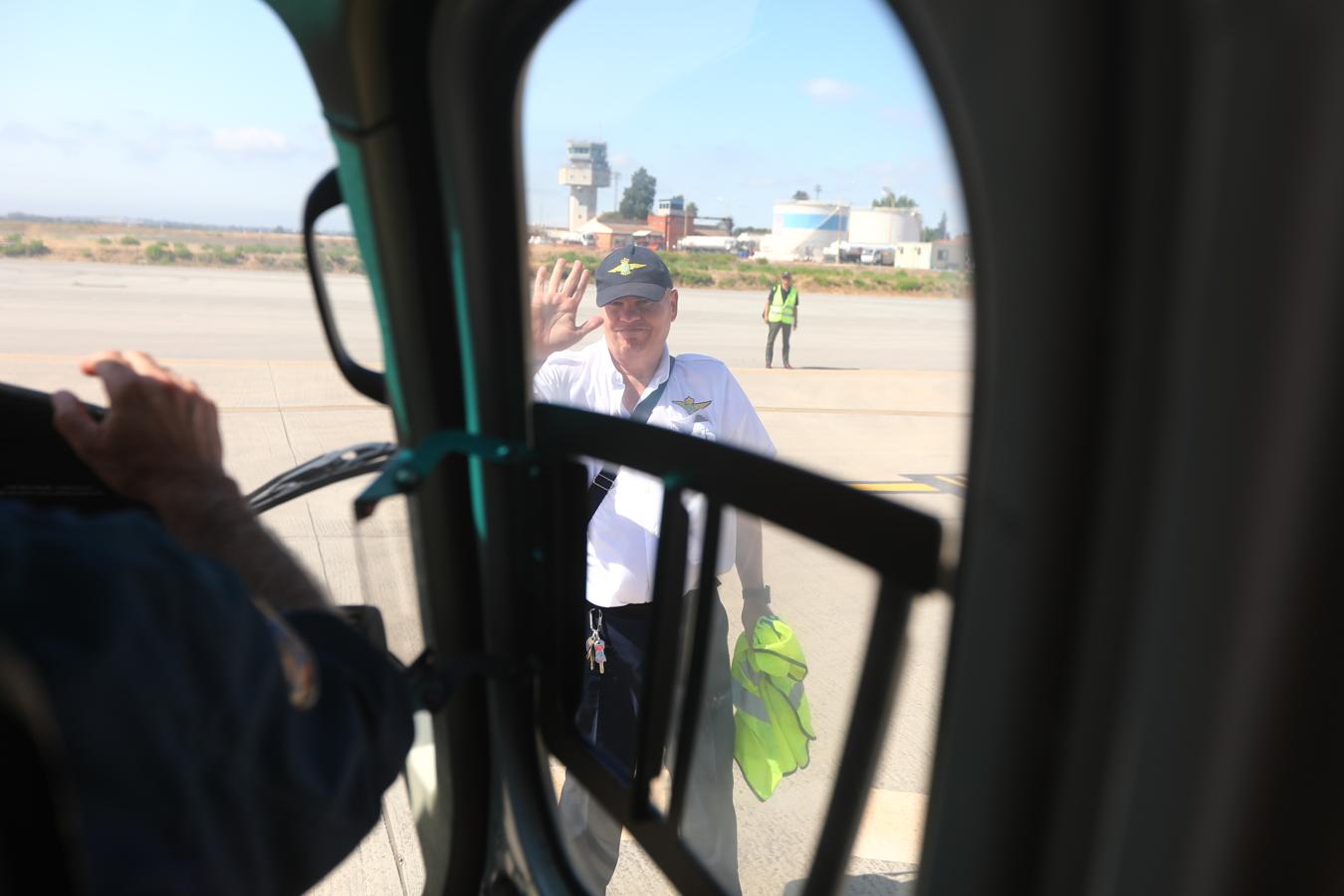 Fotos: Así vigila el helicóptero de la DGT las carreteras de Cádiz