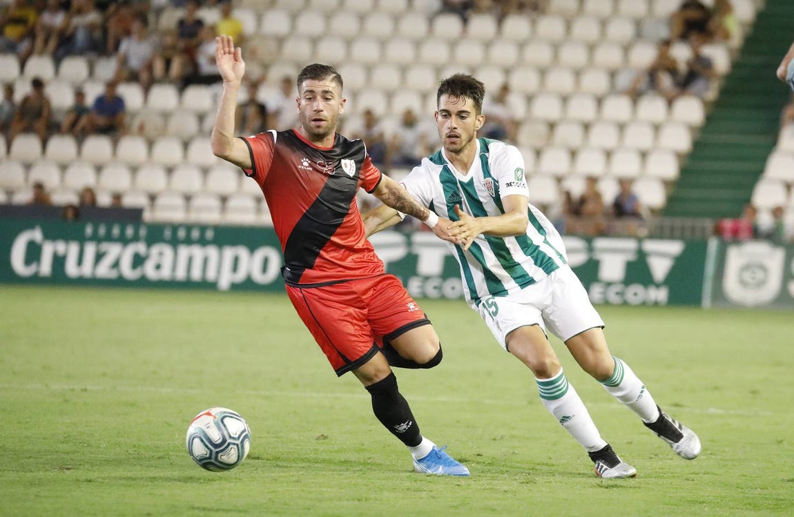 El Córdoba-Rayo Vallecano, en imágenes